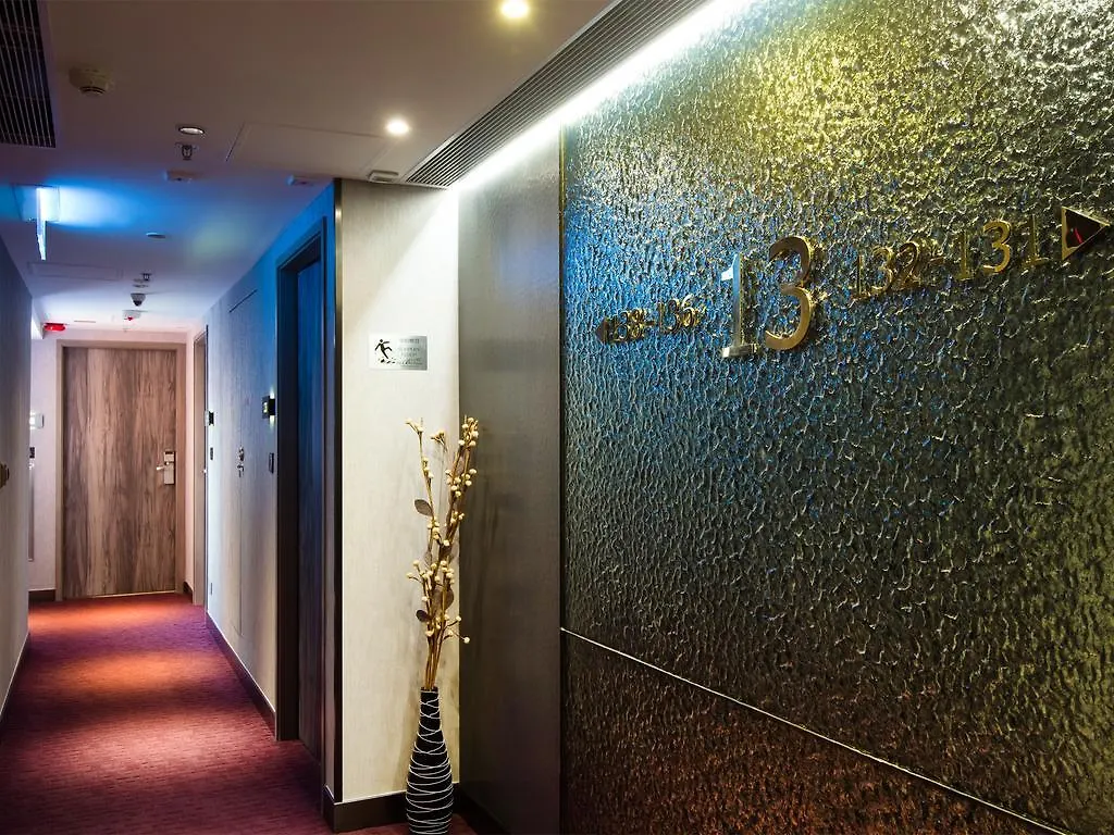The Bauhinia Hotel - Tsim Sha Tsui Hongkong
